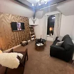 The Summit Near Conference Centre Free Parking * 해러게이트