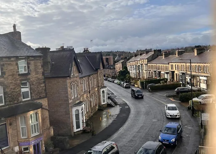 The Summit Near Conference Centre Free Parking *