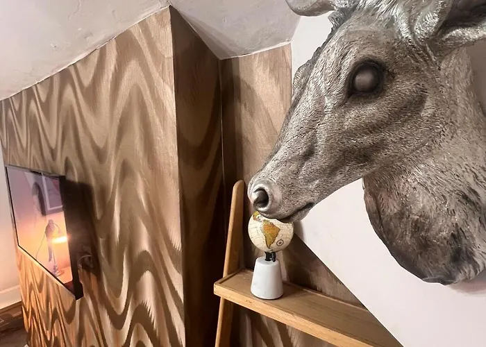 The Summit Near Conference Centre Free Parking *