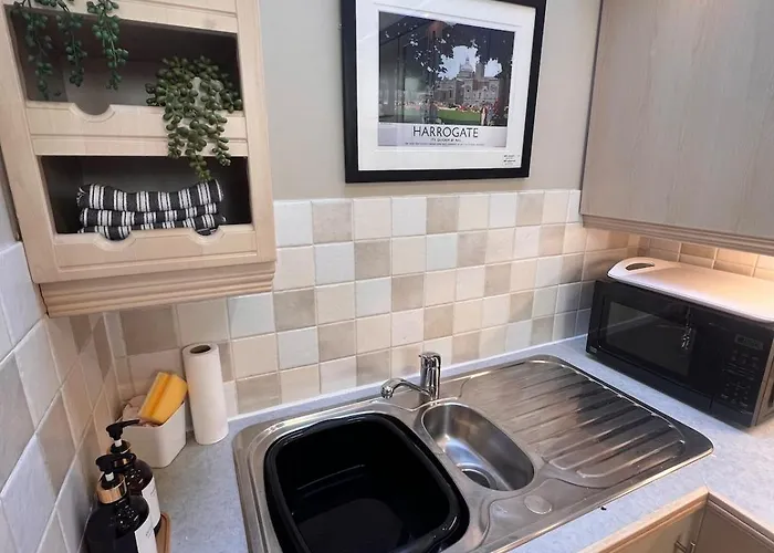 The Summit Near Conference Centre Free Parking * Harrogate